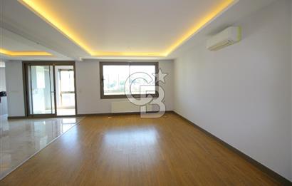 Görecenin En Nezih Sitesinde Yemyeşil Doğa Manzaralı 4+1 Kiralık