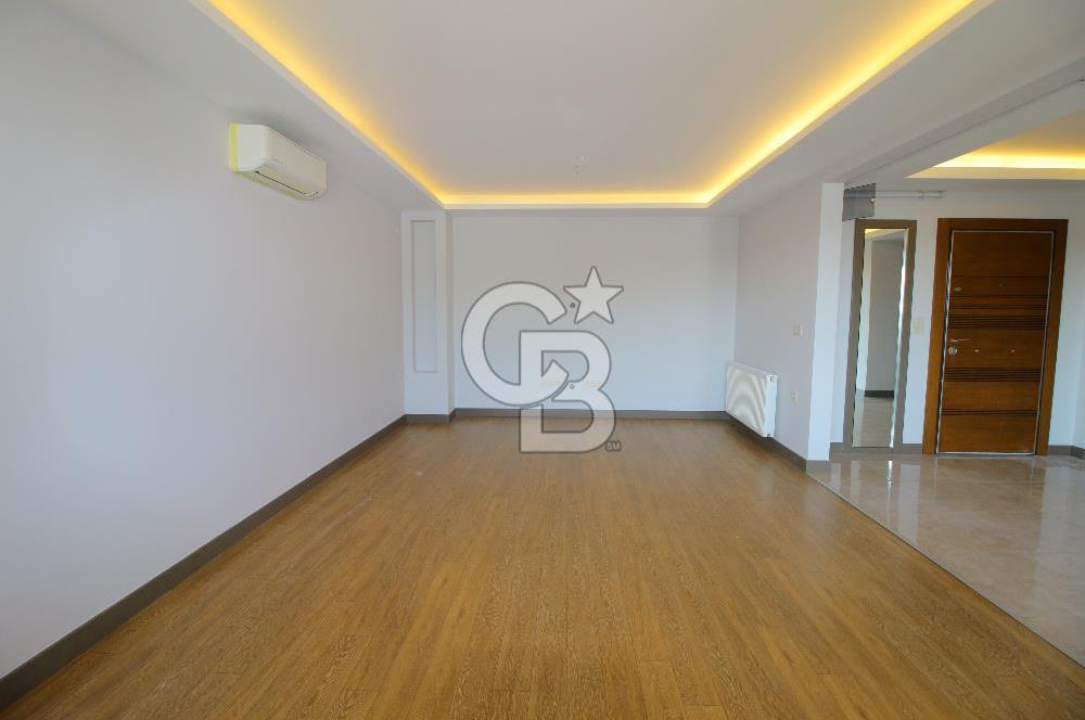 Görecenin En Nezih Sitesinde Yemyeşil Doğa Manzaralı 4+1 Kiralık