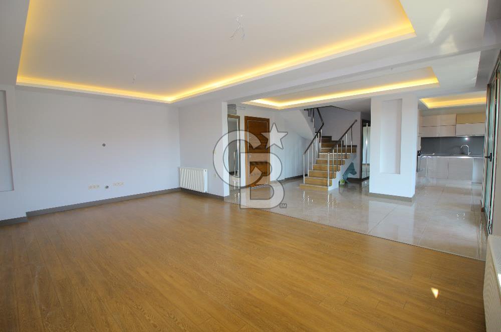 Görecenin En Nezih Sitesinde Yemyeşil Doğa Manzaralı 4+1 Kiralık