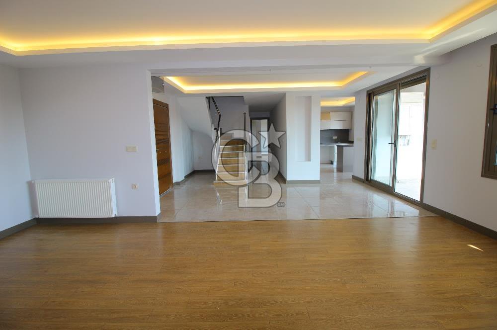 Görecenin En Nezih Sitesinde Yemyeşil Doğa Manzaralı 4+1 Kiralık
