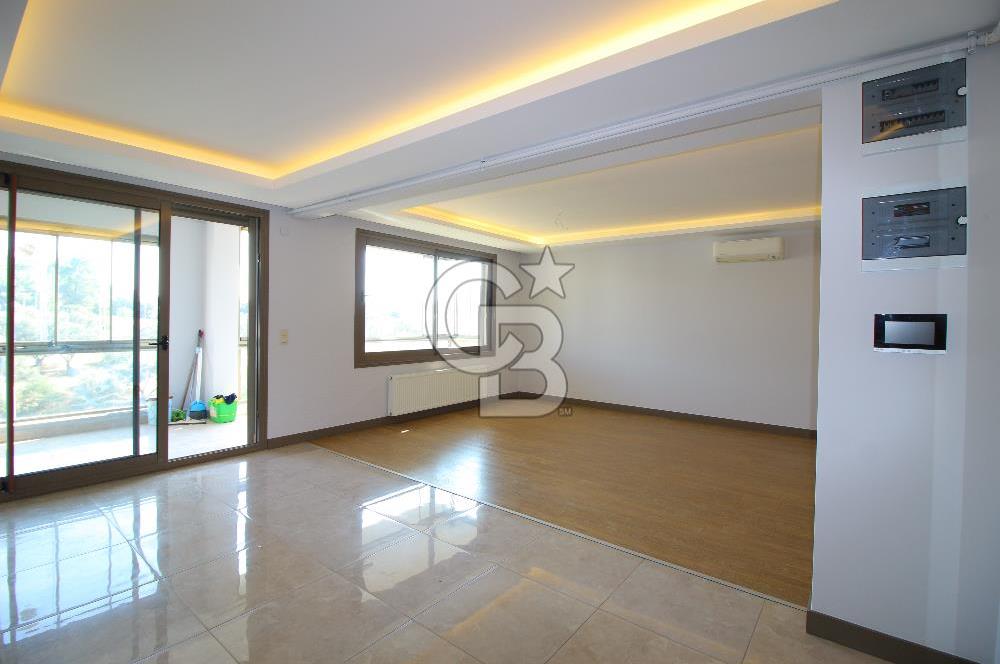 Görecenin En Nezih Sitesinde Yemyeşil Doğa Manzaralı 4+1 Kiralık