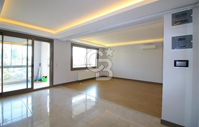 Görecenin En Nezih Sitesinde Yemyeşil Doğa Manzaralı 4+1 Kiralık
