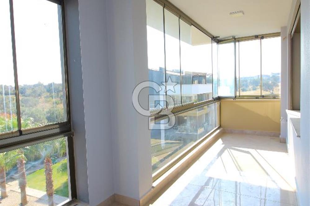 Görecenin En Nezih Sitesinde Yemyeşil Doğa Manzaralı 4+1 Kiralık