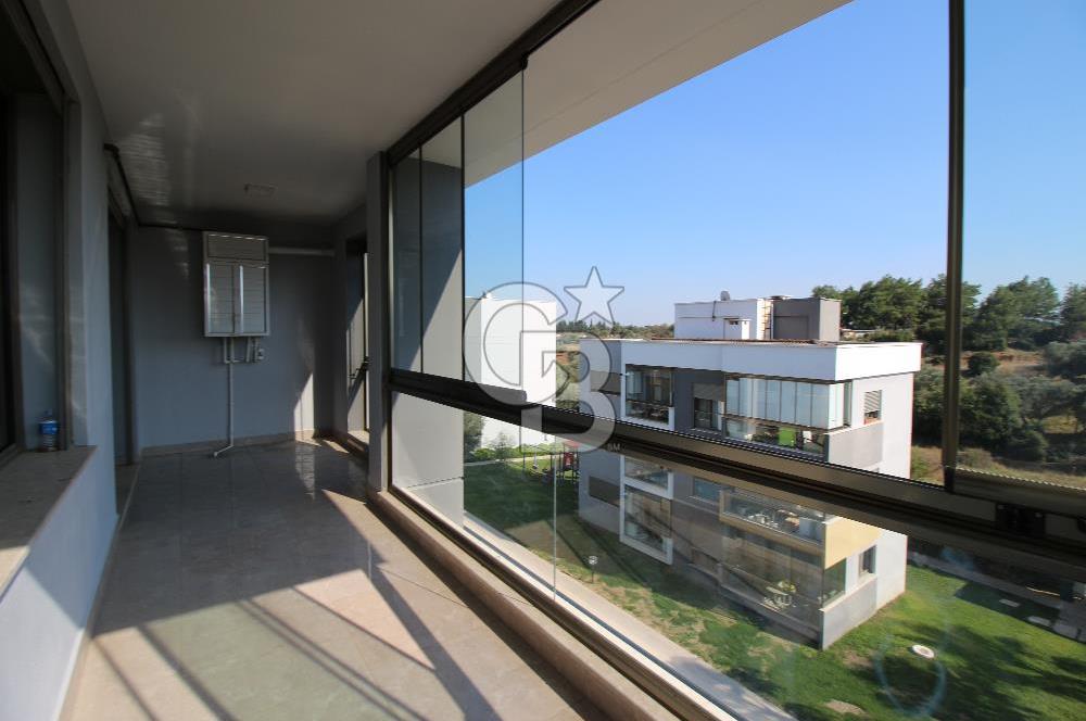 Görecenin En Nezih Sitesinde Yemyeşil Doğa Manzaralı 4+1 Kiralık