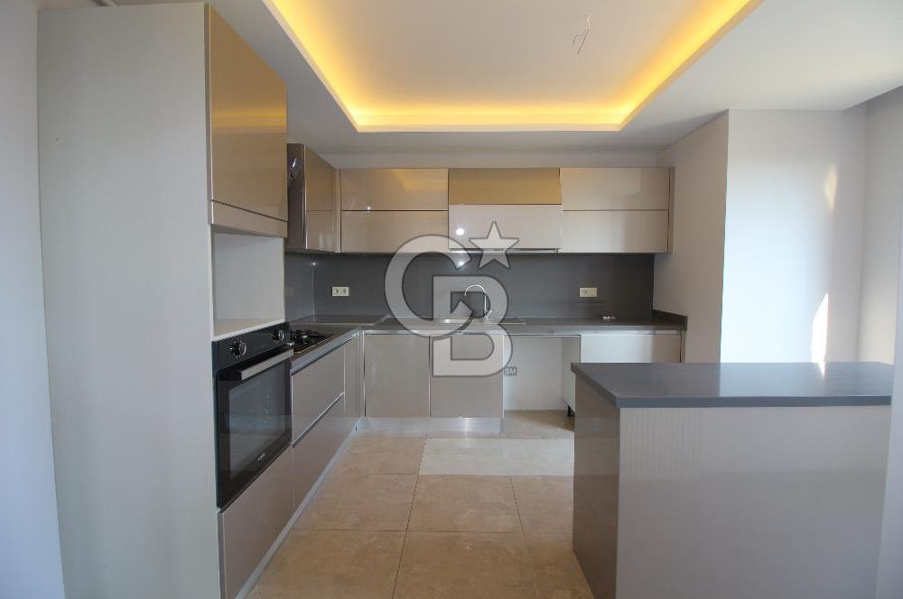 Görecenin En Nezih Sitesinde Yemyeşil Doğa Manzaralı 4+1 Kiralık