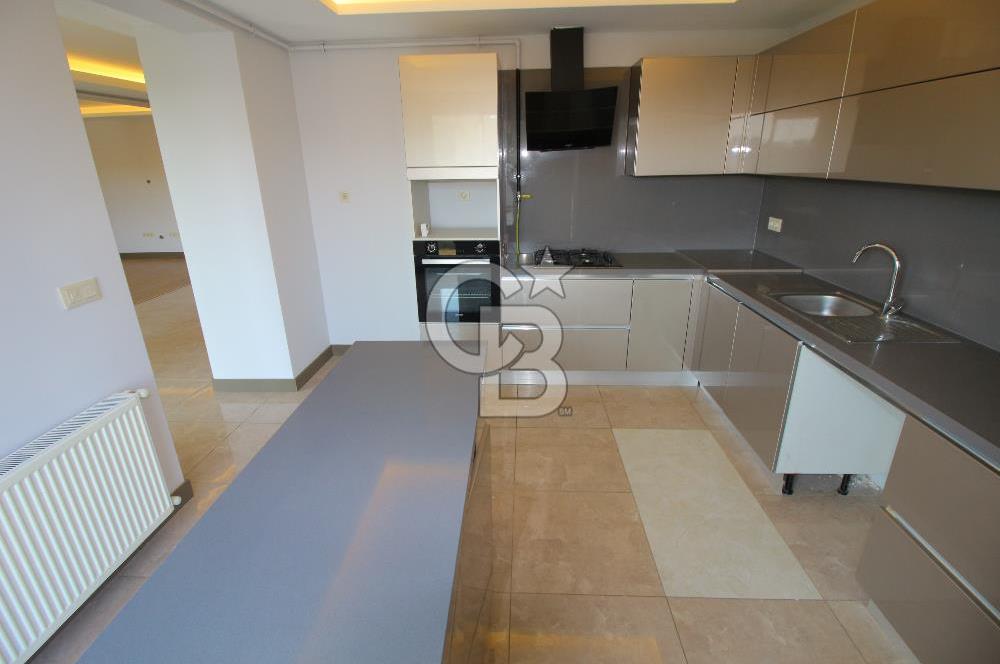 Görecenin En Nezih Sitesinde Yemyeşil Doğa Manzaralı 4+1 Kiralık