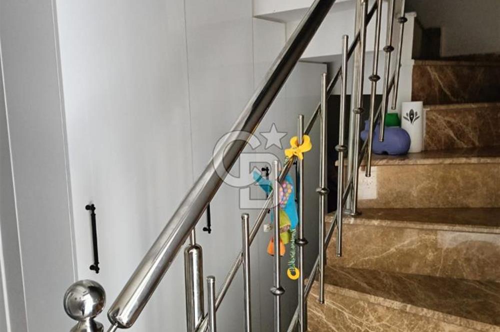 Dedebaşı'nda Ordu Bulvarı Yakını Satılık 2+1 Köşe Dubleks