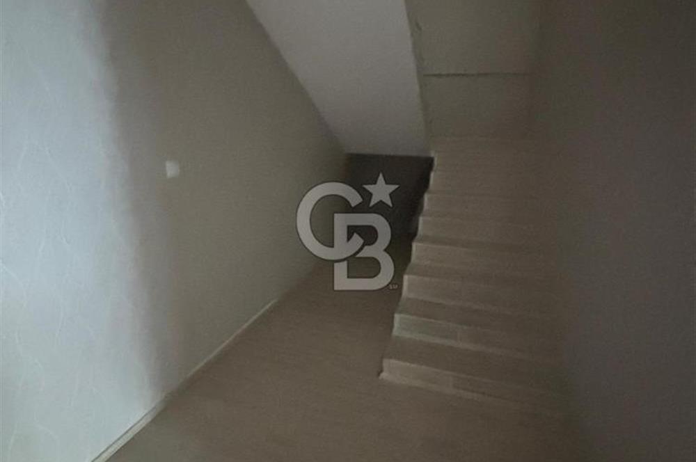 DURALİ ALIÇ MAH'DE SİTE İÇİ 5+1 TERASLI DUBLEKS