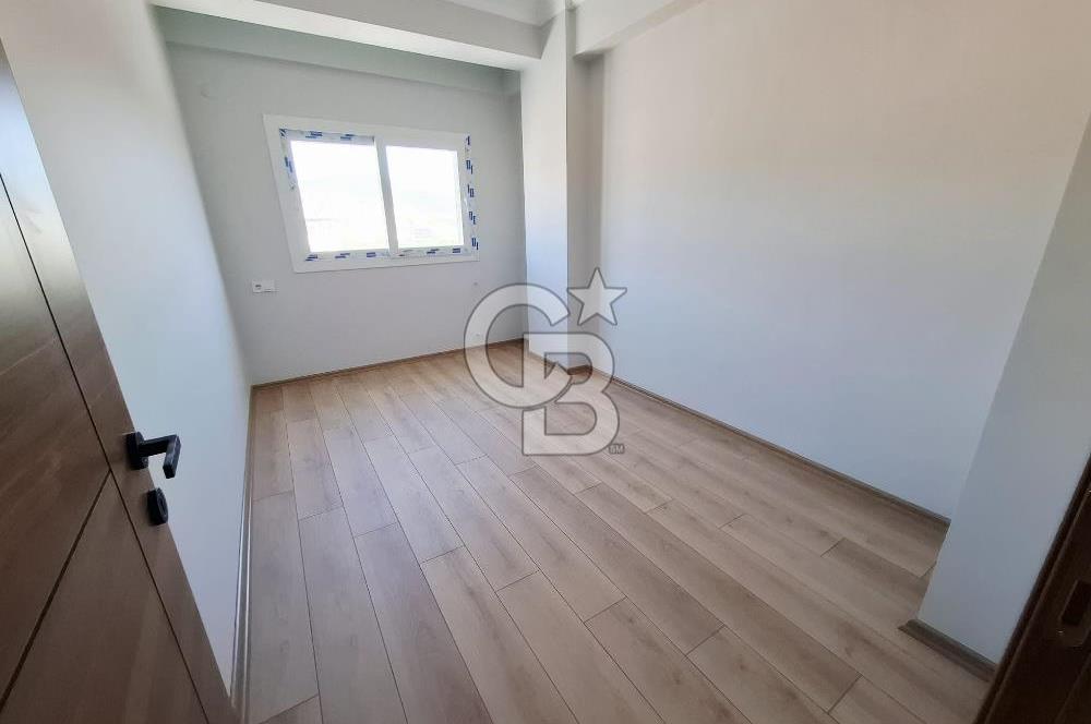 MENDERES COLDWELL BANKER POYRAZ'DAN GÜMÜLDÜR MERKEZDE SIFIR 3+1