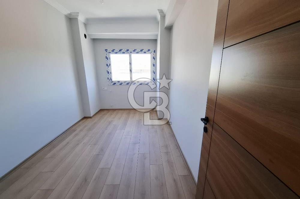 MENDERES COLDWELL BANKER POYRAZ'DAN GÜMÜLDÜR MERKEZDE SIFIR 3+1