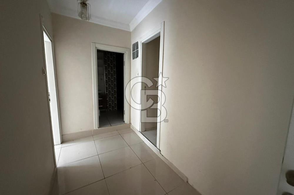 Bağlarbaşı Metro Çıkışında Kiralık Ofis Daire