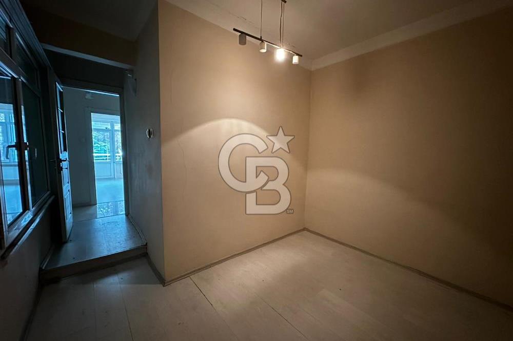 Bağlarbaşı Metro Çıkışında Kiralık Ofis Daire