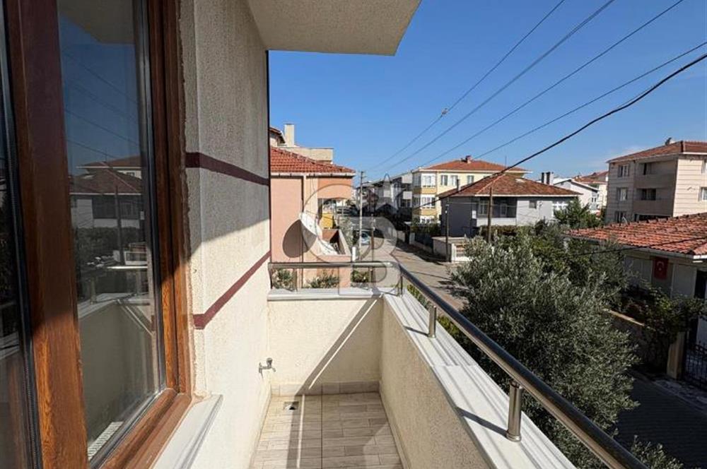 BİGA ŞİRİNTEPE MAHALLESİNDE ARA KAT KİRALIK 2+1 DAİRE DEPOZİTO YOK 