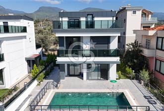 7+1 | Müstakil Forleks Villa | 355 m² Arsa İçinde | Havuzlu, Saunalı 