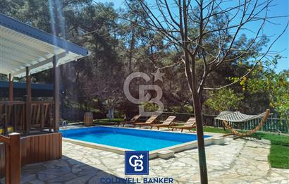 Hisarönü'nde Manzaralı,Ruhsatlı, Müstakil Geniş Aile Villası