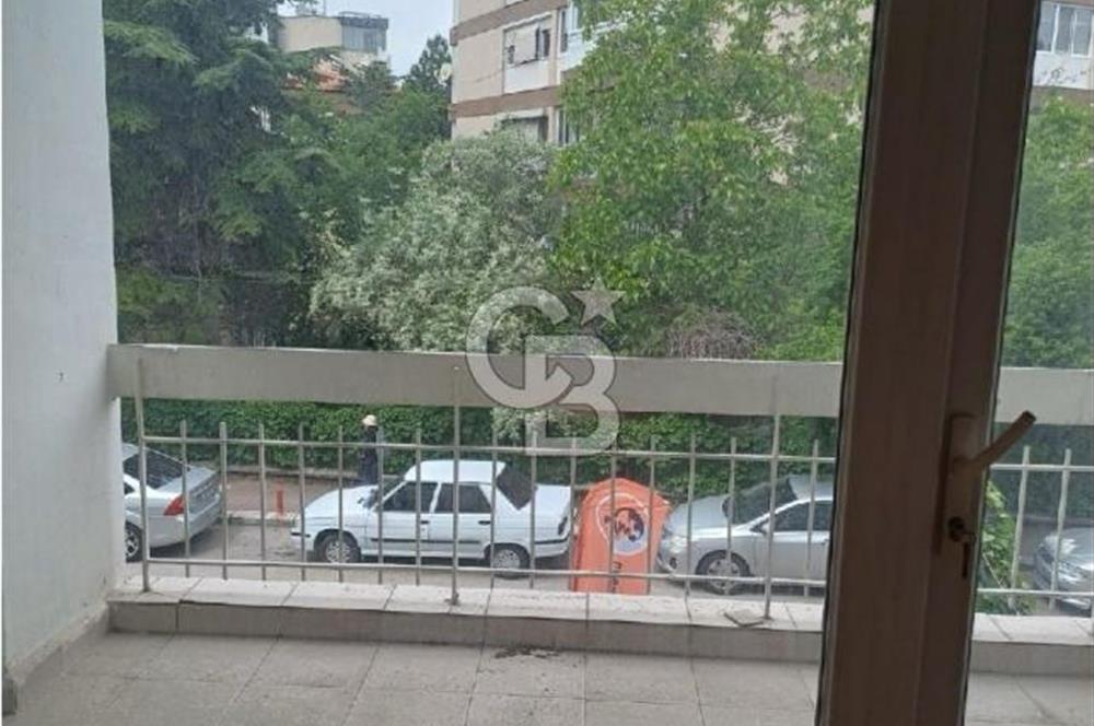 CİNNAH NO: 82 ATAKULE KARŞISI 1.KAT 4+1 SATILIK DAİRE