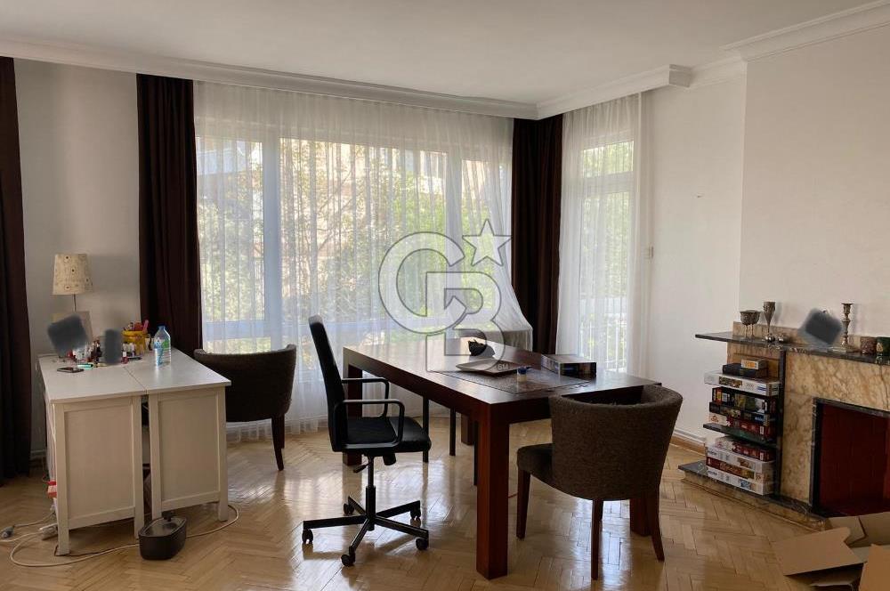 CİNNAH NO: 82 ATAKULE KARŞISI 1.KAT 4+1 SATILIK DAİRE