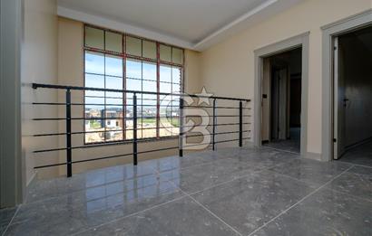 BAĞLICA'NIN KALBİNDE LÜKSÜN VE HUZURUN BİR ARADA OLDUĞU4+1 VİLLA 