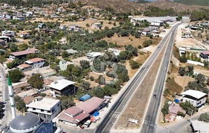 MENDERES COLDWELLBANKER POYRAZ'DAN ÇAMÖNÜ'NDE ANAYOL ÜZERİ TARLA