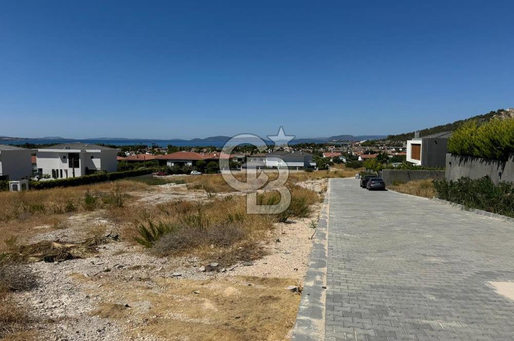 Çeşme Ilıca'da Swissotel Deniz Manzaralı İmarlı Arsa