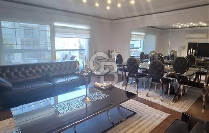 KARŞIYAKA Merkezi Konum Full tadilatlı 3+1 Satılık Daire