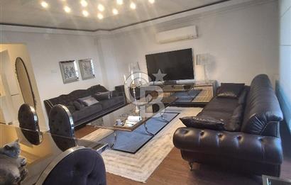 KARŞIYAKA Merkezi Konum Full tadilatlı 3+1 Satılık Daire