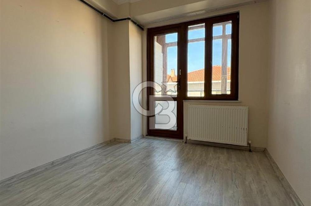 BİGA ŞİRİNTEPE MAHALLESİNDE ARA KAT KİRALIK 2+1 DAİRE DEPOZİTO YOK 