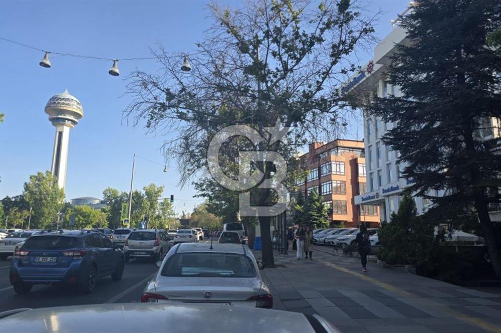 CİNNAH NO: 82 ATAKULE KARŞISI 1.KAT 4+1 SATILIK DAİRE