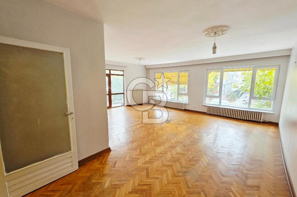 BAHÇELİEVLER KAZAKİSTAN CAD. ARA KAT 3 CEPHELİ SATILIK DAİRE