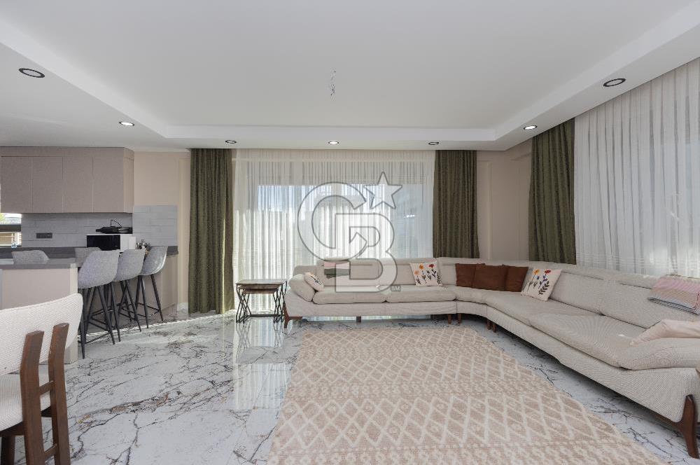 ODABAŞINDA MÜSTAKİL HAVUZLU 5+1 TRİBLEKS VİLLA