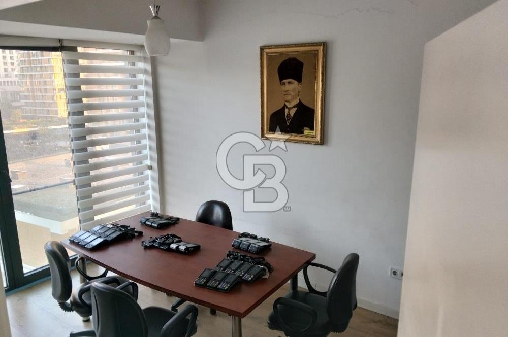 BAHÇELİEVLER İSTWEST PROJESİNDE 1+1 63m² ARA KAT SİTE İÇİ DAİRE