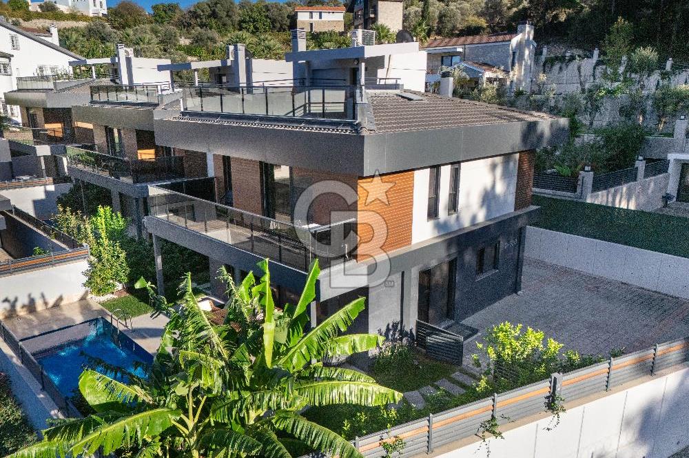 Urla Çeşmealtı Lüx 5+1 Villa