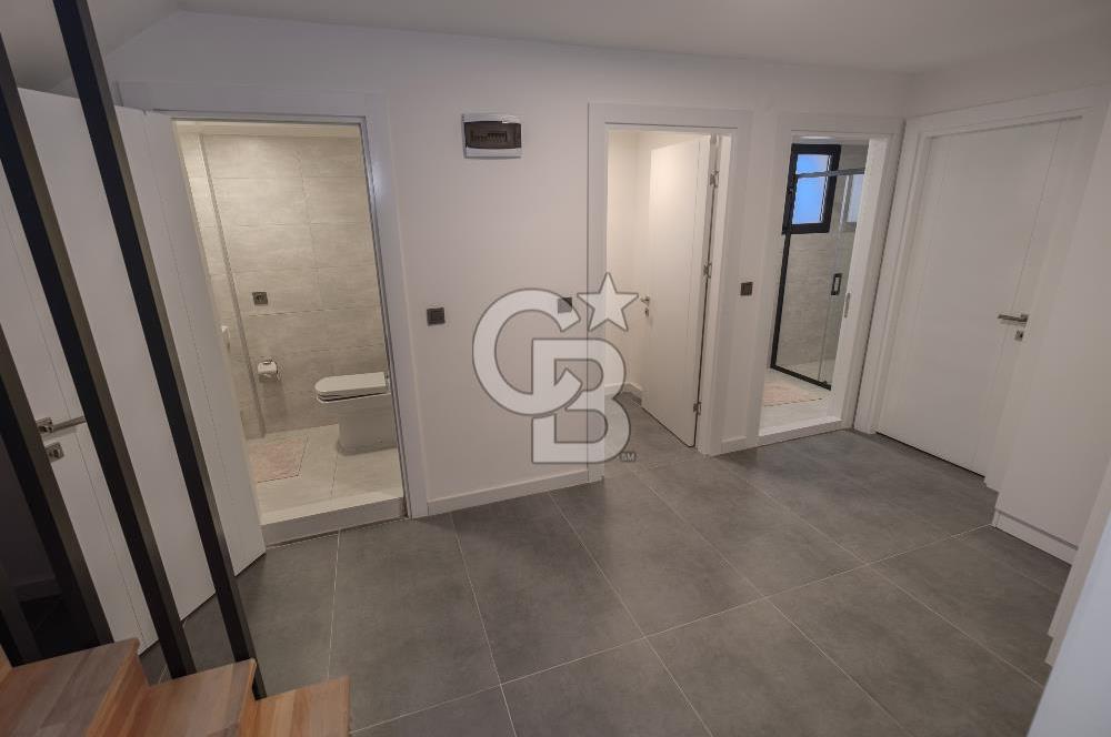 Urla Çeşmealtı Lüx 5+1 Villa