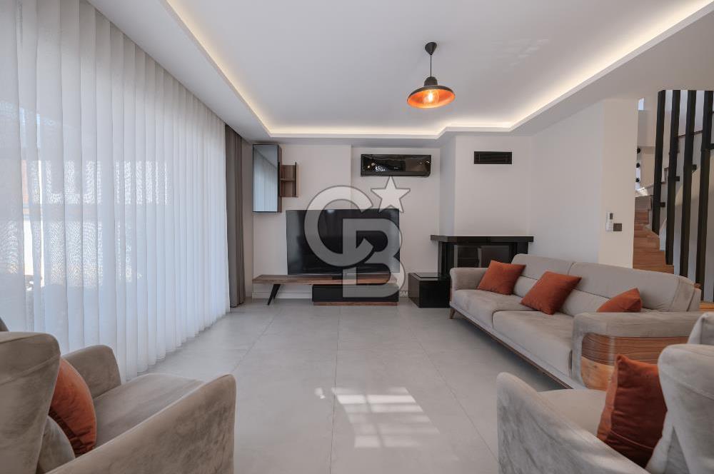 Urla Çeşmealtı Lüx 5+1 Villa