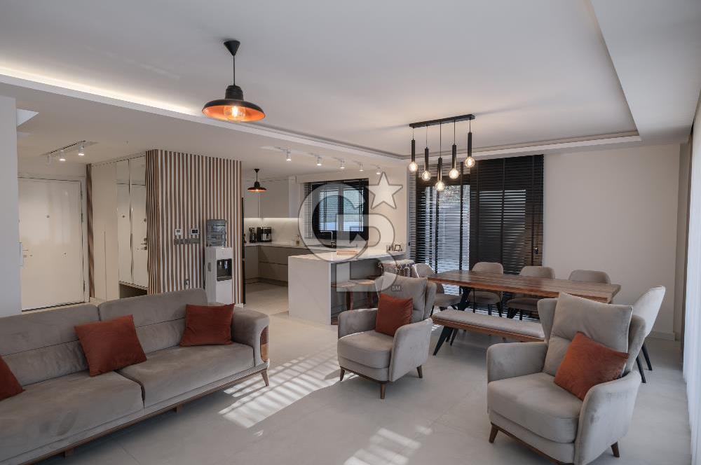 Urla Çeşmealtı Lüx 5+1 Villa