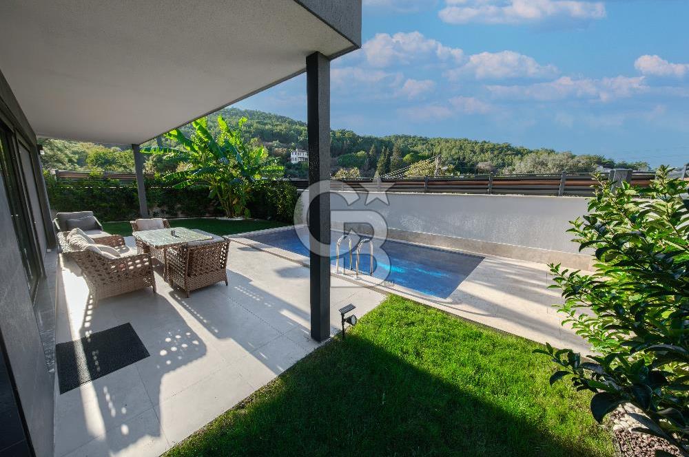 Urla Çeşmealtı Lüx 5+1 Villa