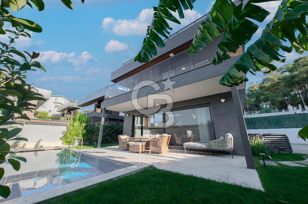 Urla Çeşmealtı Lüx 5+1 Villa