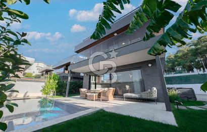Urla Çeşmealtı Lüx 5+1 Villa
