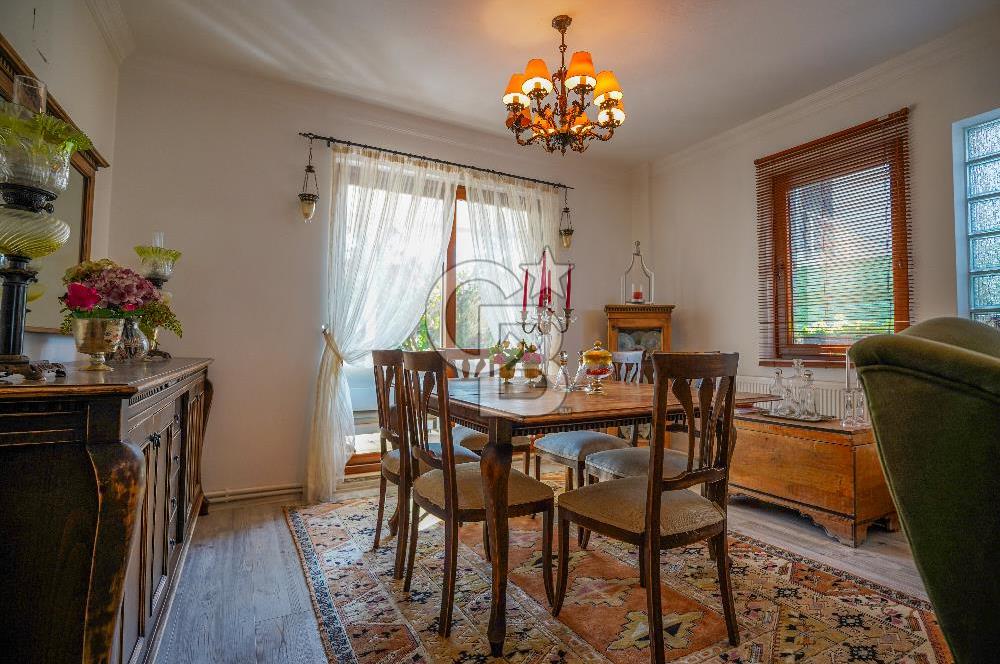 URLA/ZEYTİNALANINDA 3+1 SATILIK VİLLA