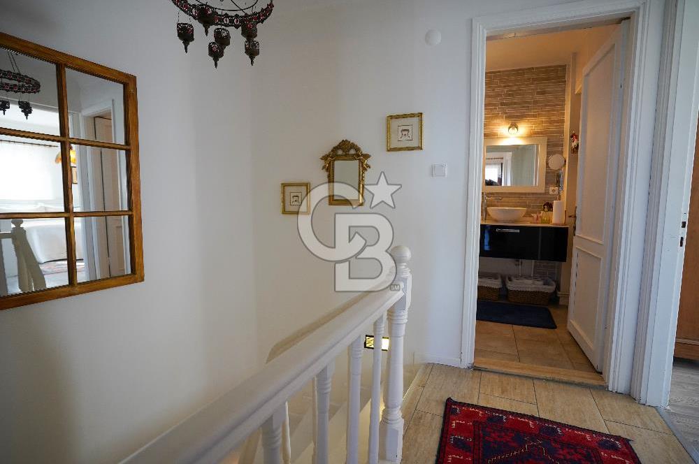 URLA/ZEYTİNALANINDA 3+1 SATILIK VİLLA
