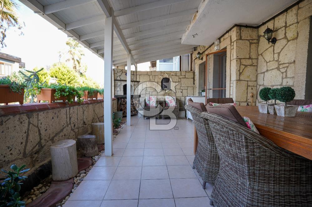 URLA/ZEYTİNALANINDA 3+1 SATILIK VİLLA