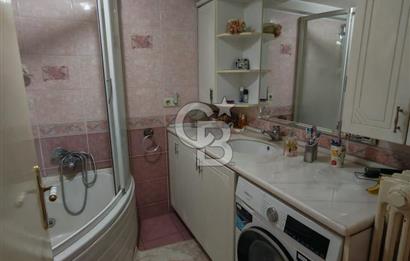 Mithatpaşa Cadde Üzerinde Asansörlü Otoparklı Satılık 4+1