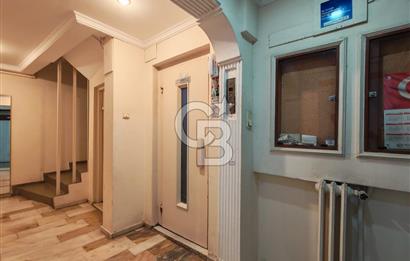 Mithatpaşa Cadde Üzerinde Asansörlü Otoparklı Satılık 4+1