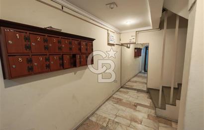 Mithatpaşa Cadde Üzerinde Asansörlü Otoparklı Satılık 4+1