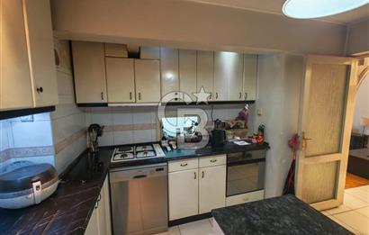 Mithatpaşa Cadde Üzerinde Asansörlü Otoparklı Satılık 4+1