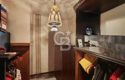 Mithatpaşa Cadde Üzerinde Asansörlü Otoparklı Satılık 4+1