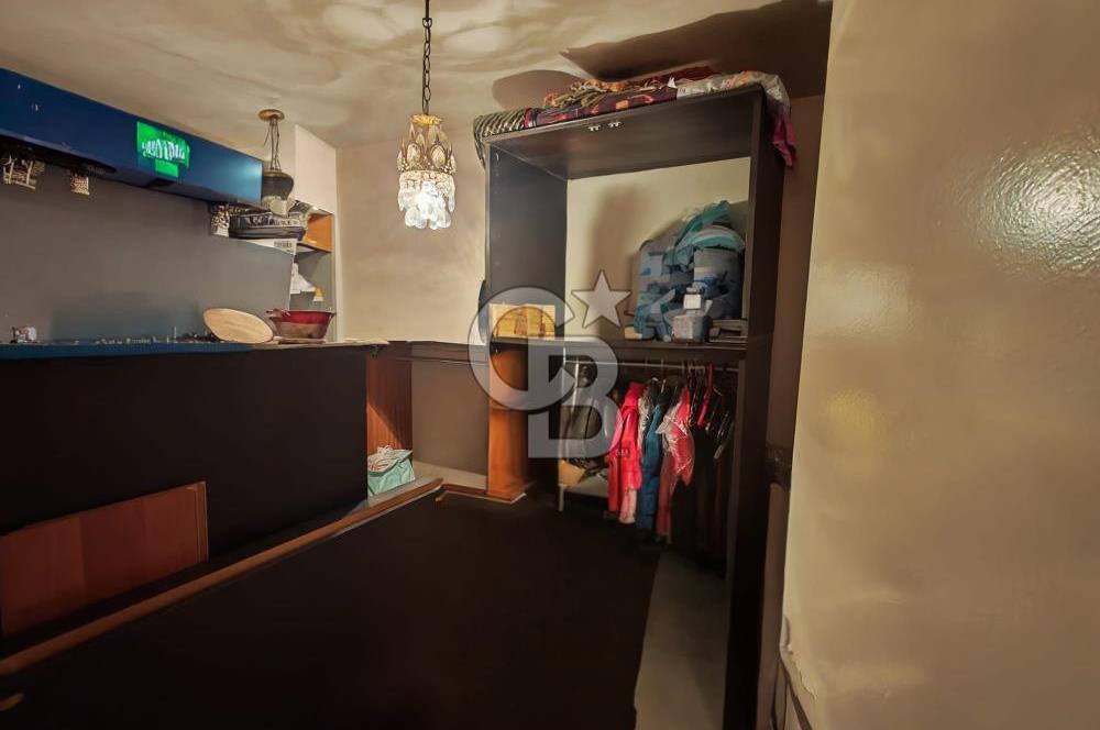 Mithatpaşa Cadde Üzerinde Asansörlü Otoparklı Satılık 4+1