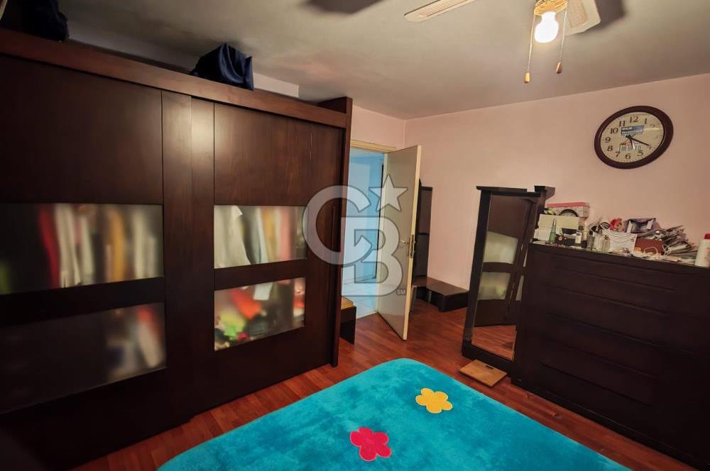 Mithatpaşa Cadde Üzerinde Asansörlü Otoparklı Satılık 4+1