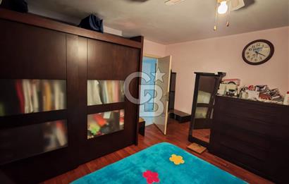 Mithatpaşa Cadde Üzerinde Asansörlü Otoparklı Satılık 4+1