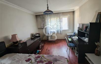 Mithatpaşa Cadde Üzerinde Asansörlü Otoparklı Satılık 4+1